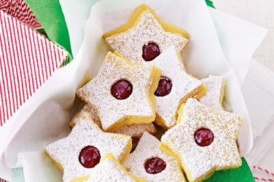 Raspberry jam-filled stars desserts recipes Raspberry jam-filled stars desserts recipes