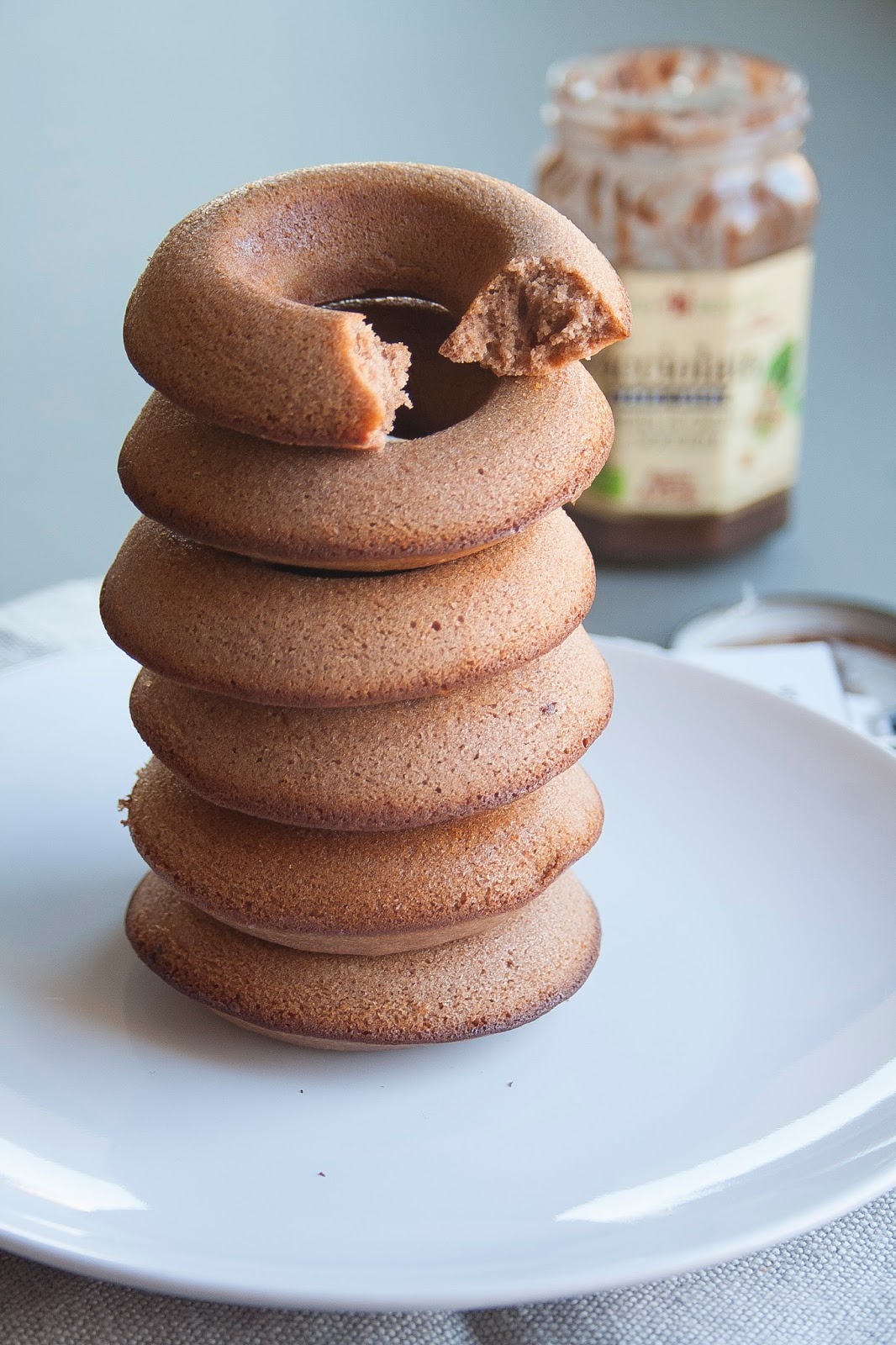 Ciambelline al farro con la nocciolata / Spelt small ring shaped cakes