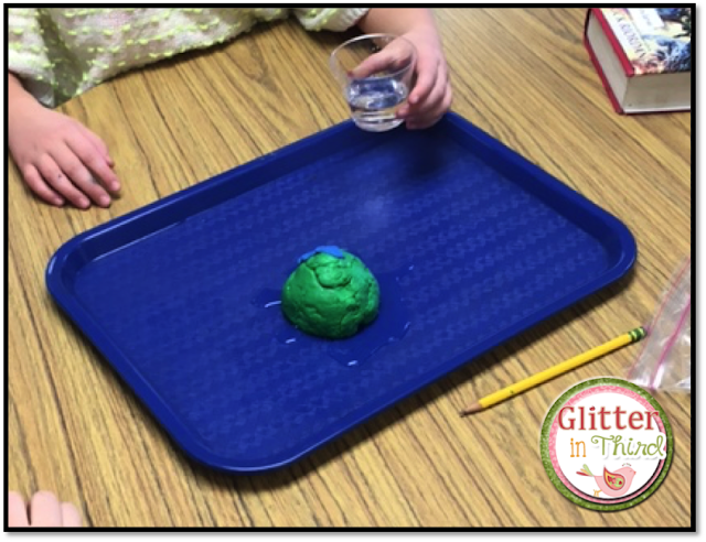 Teachers, looking for activities to teach Ancient China? Take a peek at these fun social studies crafts, learning, and lesson plans for kids!