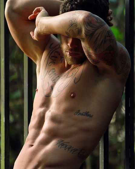 Michael silas hot body — photo 4