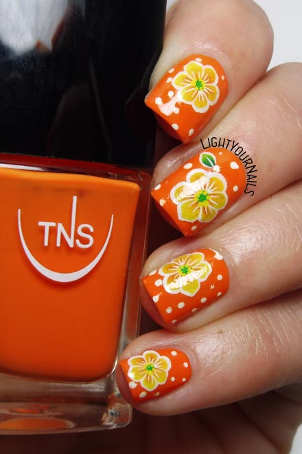 Nail art flowers fiori #nailart #TNScosmetics #lightyournails Nail art flowers fiori #nailart #TNScosmetics #lightyournails