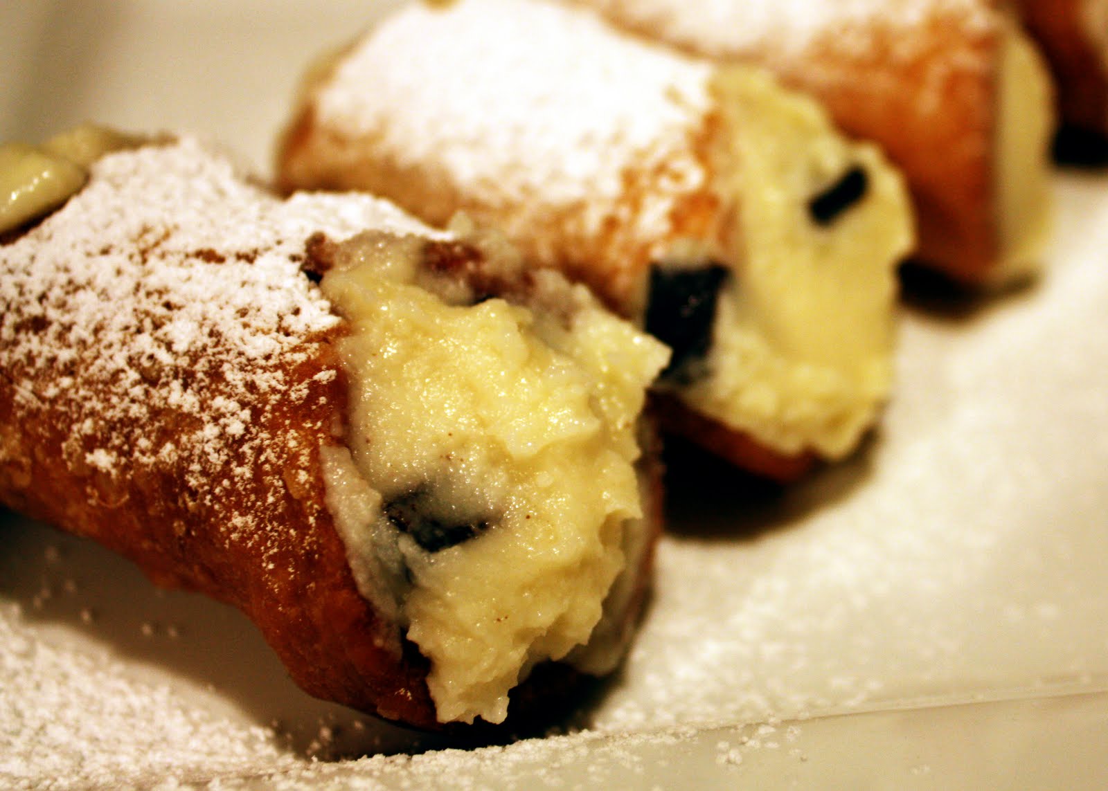 Nanna&amp;#39;s Cookbook: The Ultimate Cannoli Recipe