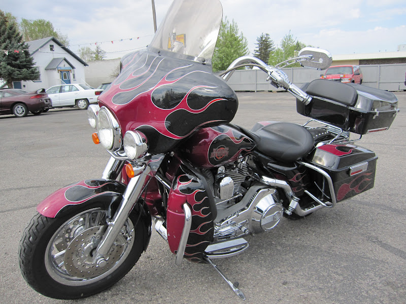 ABC Auto Clinic: 2004 Harley-Davidson Electra Glide Custom