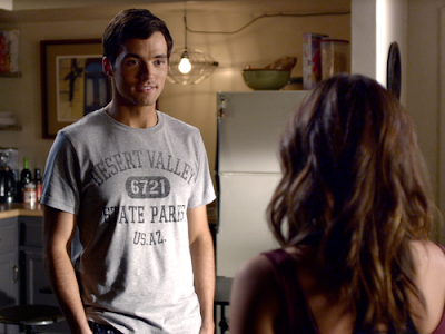 Pretty Little Liars 3x06 - The Remains of A