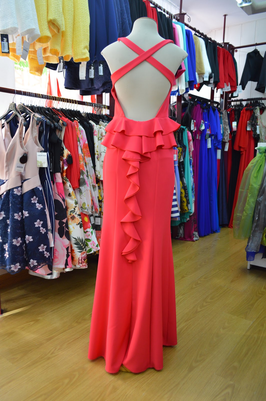 Moda en Alcobendas - Tienda de ropa de mujer, moda femenina, vestidos de complementos,...