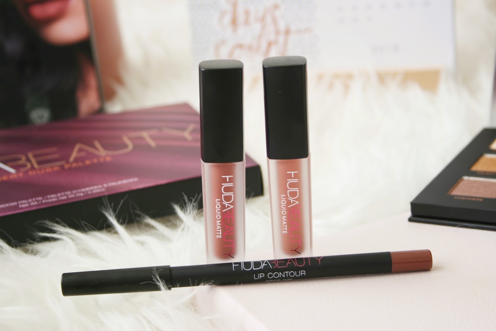Huda Beauty Lip Contour Kit 
