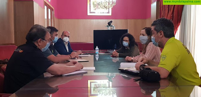 El Cabildo traslada al delegado del Gobierno su preocupación por la proliferación de conatos y quema de contenedores en La Palma