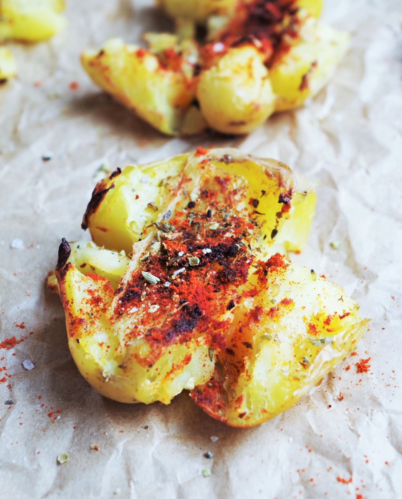 Smashed Paprika Potatoes |Euphoric Vegan