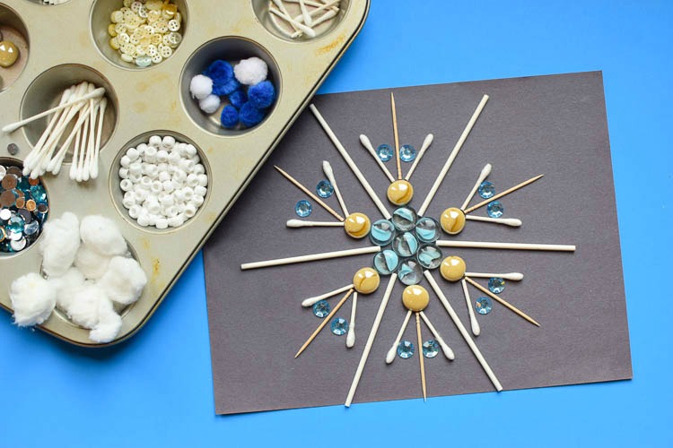 Winter STEM- Build A Snowflake Tinker Tray | What Can We Do With Paper