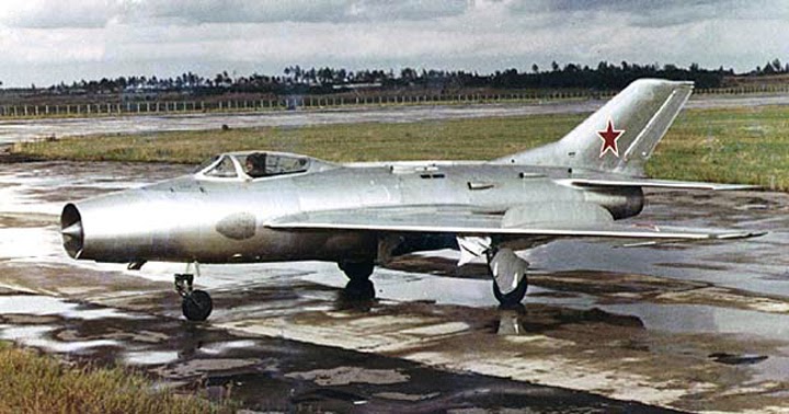 nhungdoicanh: Mikoyan-Gurevich SM-12