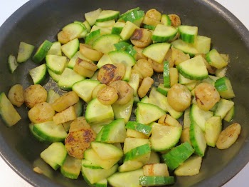 Beringela Salteada com Pepino