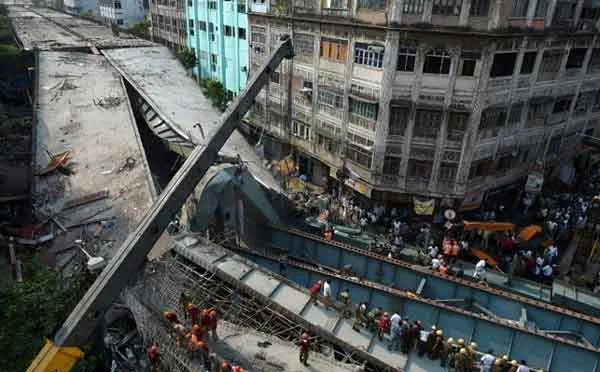 140-Tonne Crane Fails To Lift Collapsed Kolkata Flyover Kolkata, Vehicles, National.