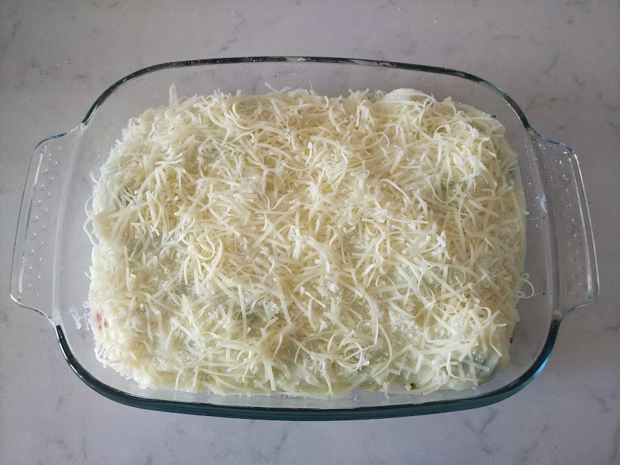 Cubrir con queso rallado