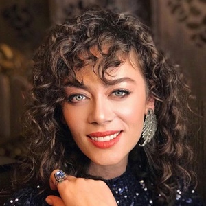 Demet Evgar