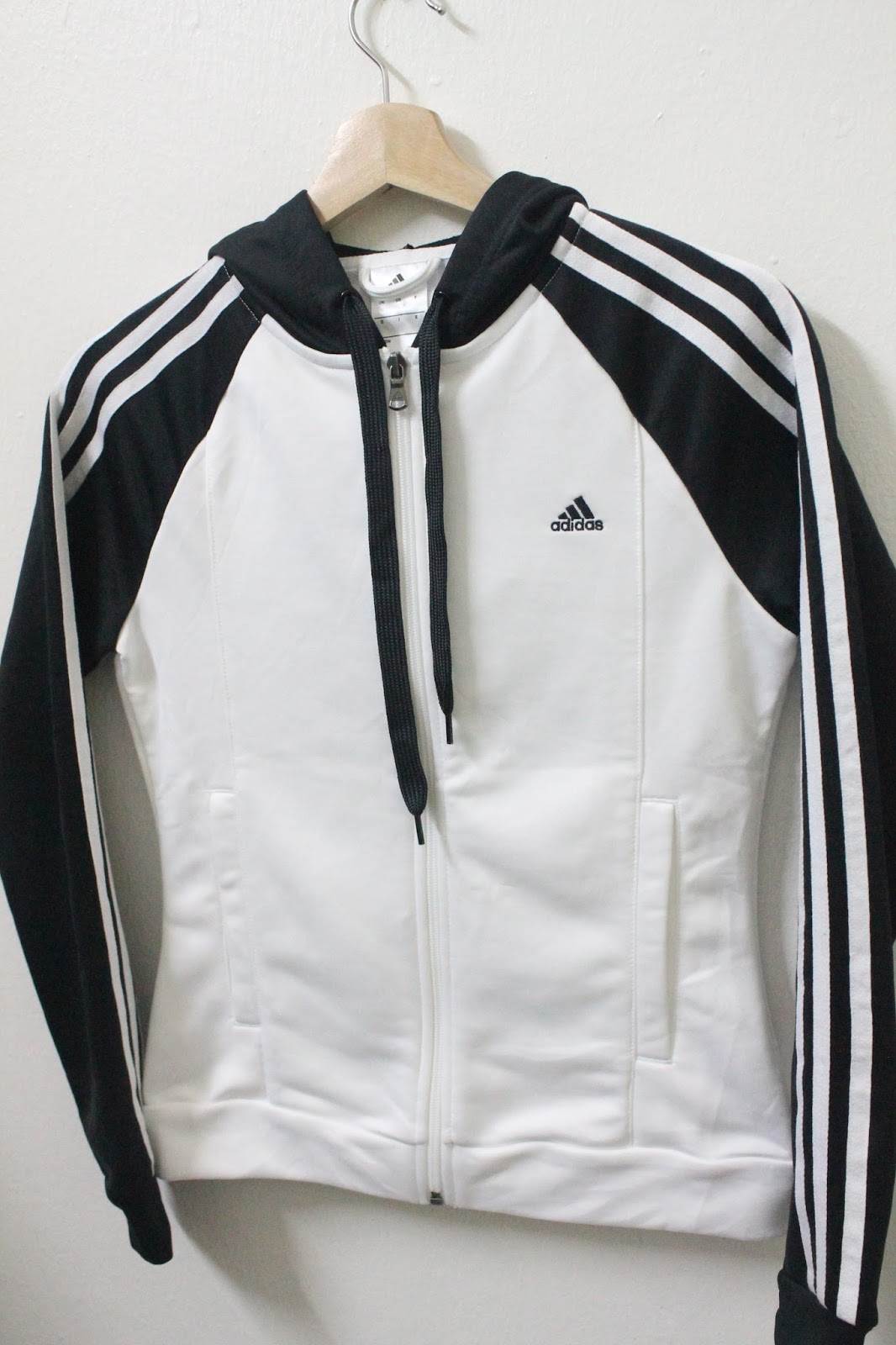 BUNDLEBARANGBAEK: Original ADIDAS Climalite Hoodie Sweater for WOMEN.
