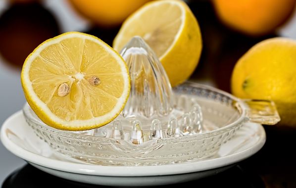 Lemon Juice With Salt Can Stop Migraine Headache Within Minutes - Noted 360