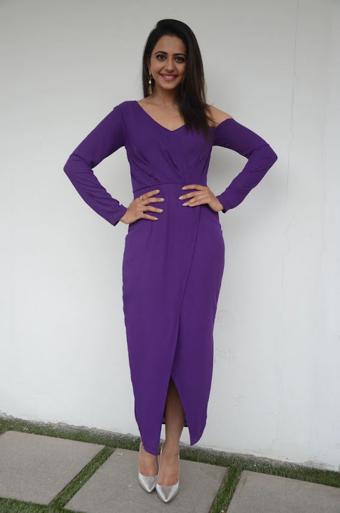 Rakul Preet Singh Photos at Dhruva Movie Interview