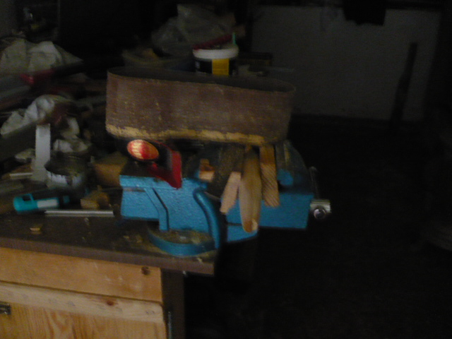 Arreglo de taburete, fabricacion de travesaño.