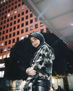 beautiful Muslim girl photo beautiful Muslim girl photo