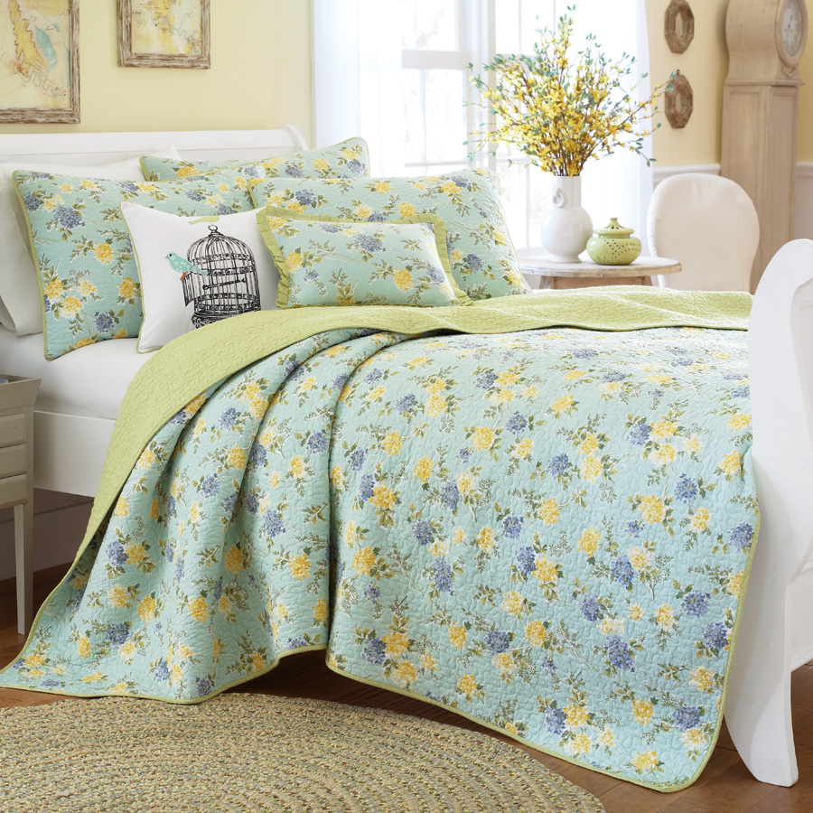 Laura Ashley Annette Quilt | Everything Turquoise