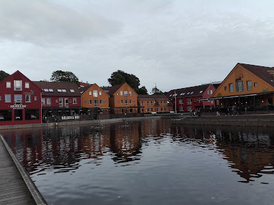 Kristiansand, pequeño pueblo pesquero en la rivera noruega (@mibaulviajero)