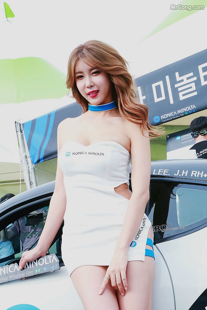 Heo Yoon Mi&#39;s beauty at the CJ Super Race event, Round 1 (70 photos) photo 2-12