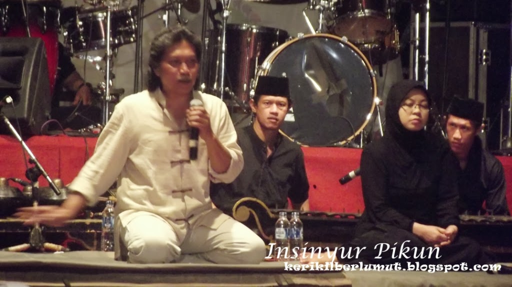 Pagelaran Kyai Kanjeng Pada Festival Tegal Boto 2013