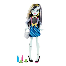 Monster High Frankie Stein Picnic Casket for 2 Doll