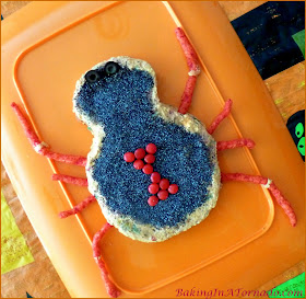 Black Widow Taco Cheese Ball: A spicy cheese ball appetizer in the shape of a Black Widow Spider, perfect for the Halloween season | Recipe developed by www.BakingInATornado.com | #recipe #appetizer #Halloween