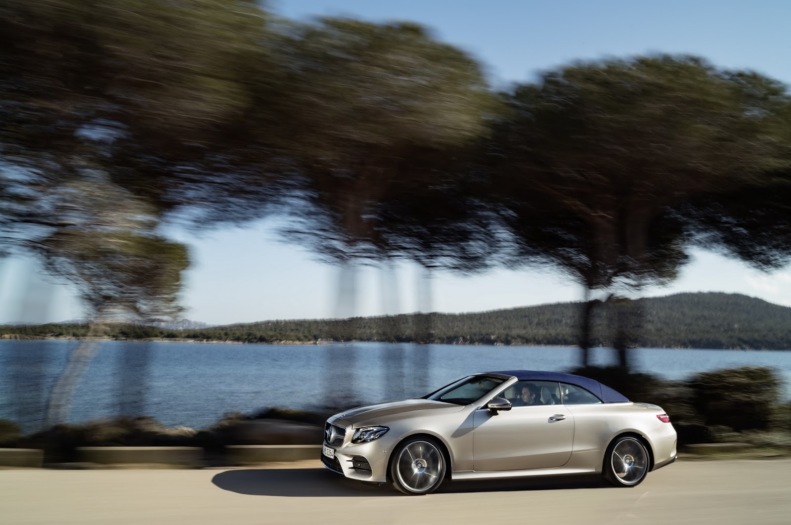 2018-Mercedes-E-Class-Convertible-3.jpg