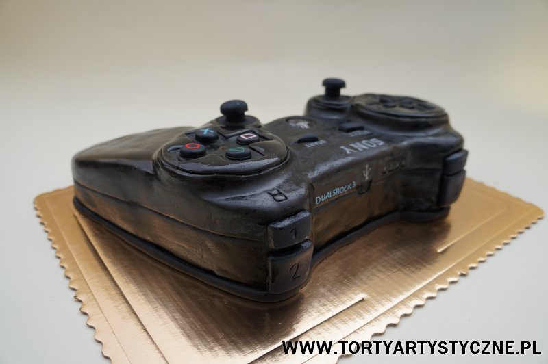 торт в стиле playstation