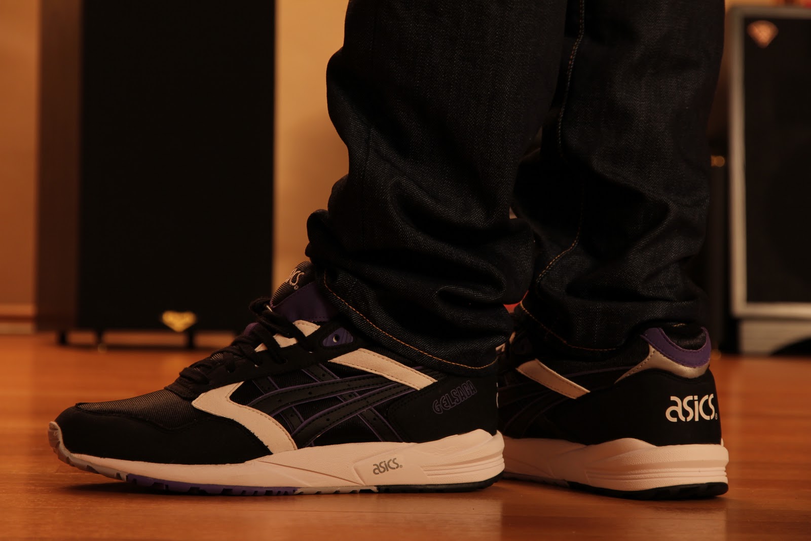 asics gel saga white black