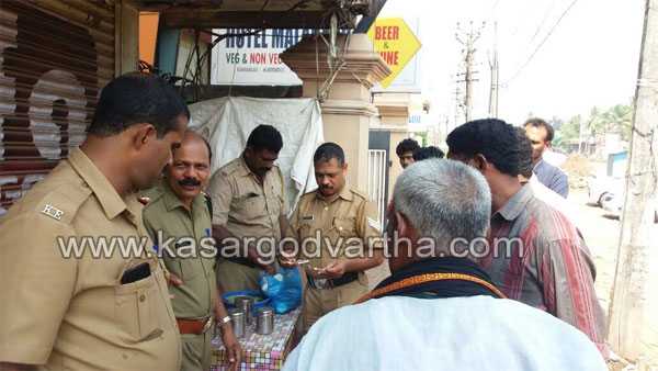 Kasaragod, Kerala, Kanhangad, Excise officers, Pan masala, 1.5 Kg Tobacco products seized.