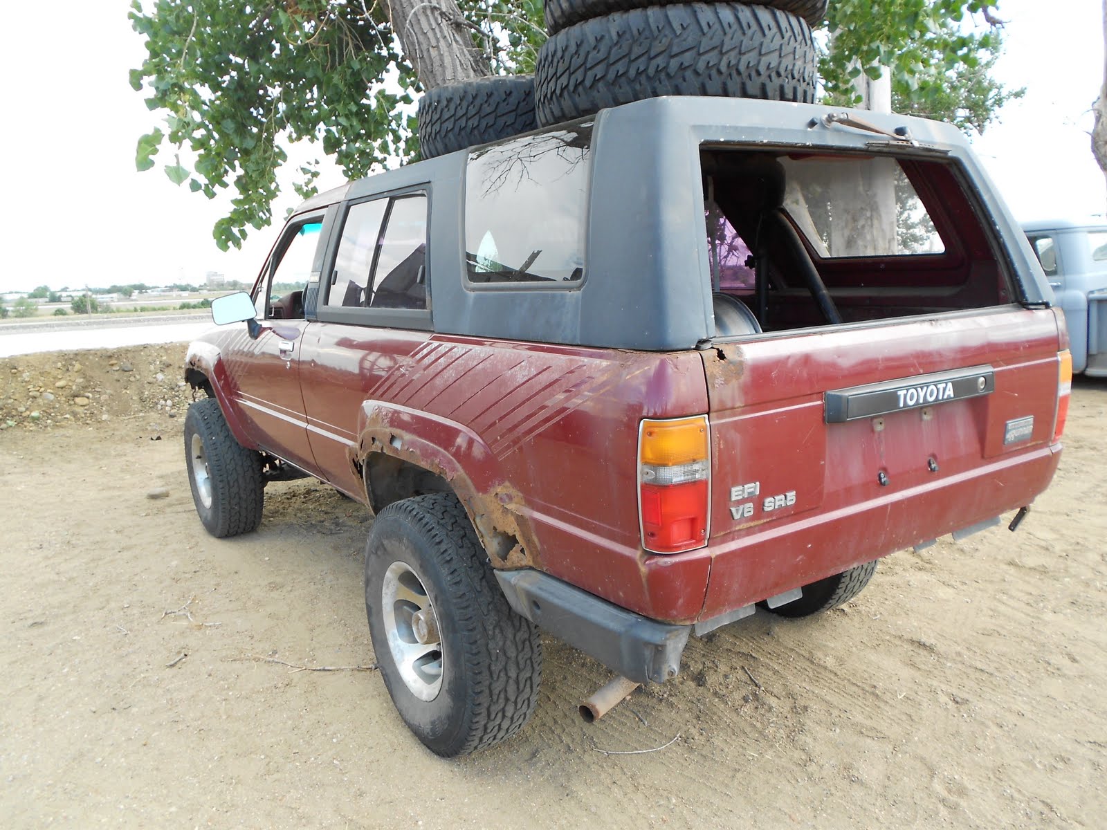 New Arrivals at Jim's Used Toyota Truck Parts: 1988 Toyota 4Runner 4x4