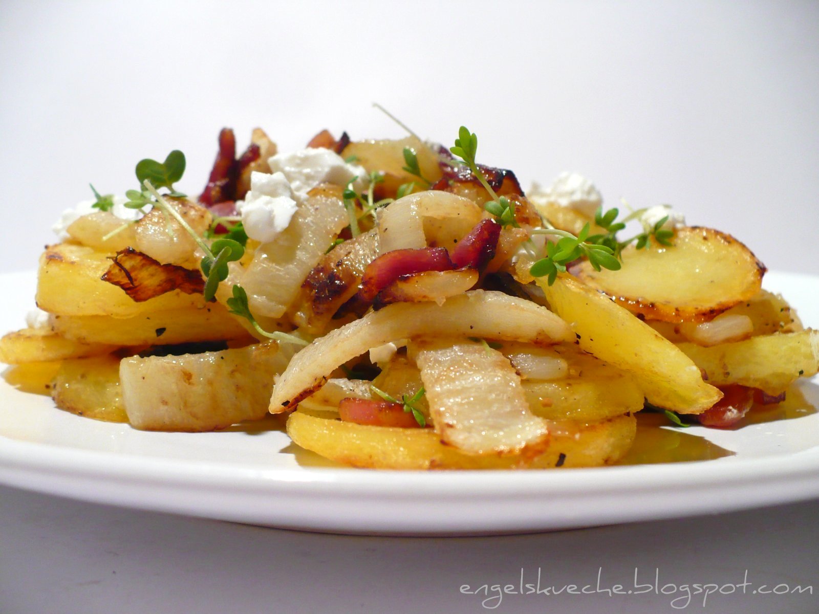 Essen aus Engelchens Küche: Kartoffel-Fenchel-Speck-Pfanne mit ...