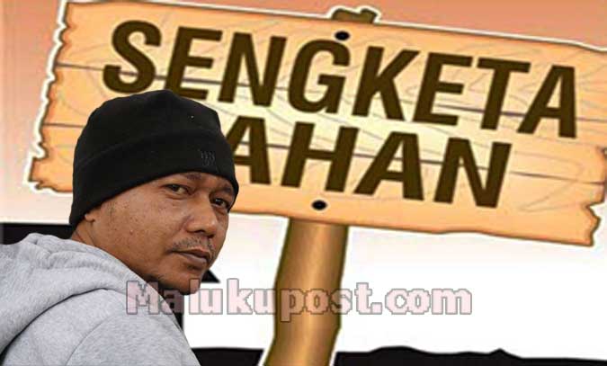 Alfons Tantang Tisera Lapor Polisi Terkait Dugaan Pencemaran Nama Baik Ambon, Malukupost.com - Ahli waris Jacob Abner Alfons, Raja Urimessing 2011-2017, Evans Reynold Alfons, menantang Johanis alias Buke Tisera untuk memperkarakan dirinya terkait dugaan kasus pencemaran nama baik Tisera ke kepolisian daerah Maluku. Evans menilai Tisera hanya menggertak sambal, karena dirinya mengetahui dengan jelas seluruh bukti-bukti surat yang dikantongi Tisera untuk membohongi sebagian masyarakat Kota Ambon adalah cacat hukum, batal demi hukum (Nietigheid van Rechtswege) dan diduga sarat manipulasi fakta dan data yang sebenarnya.