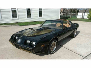 1979 Trans Am Black and Gold Bandit TA 400 Photo Gallery
