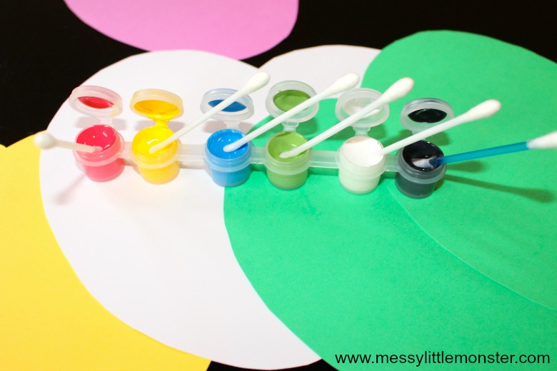 Q-Tip (cotton bud) painting Easter egg craft for toddlers and preschoolers. Enjoy using this fun painting technique to create Easter cards or an Easter garland.