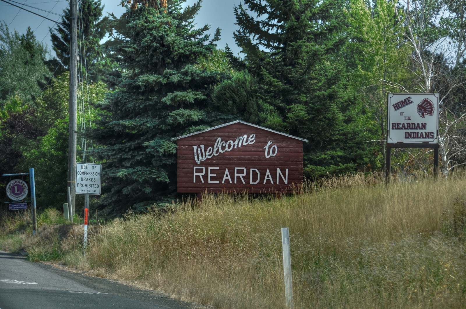 This Life in Ruins Drive through of The town of Reardon , Wa