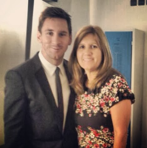 Lionel Messi with Family ~ Fc Barcelona Photo