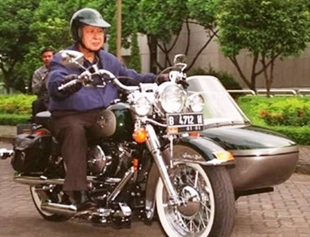 Bapak Soeharto Jokowi atau 3 Presiden Sebelumnya