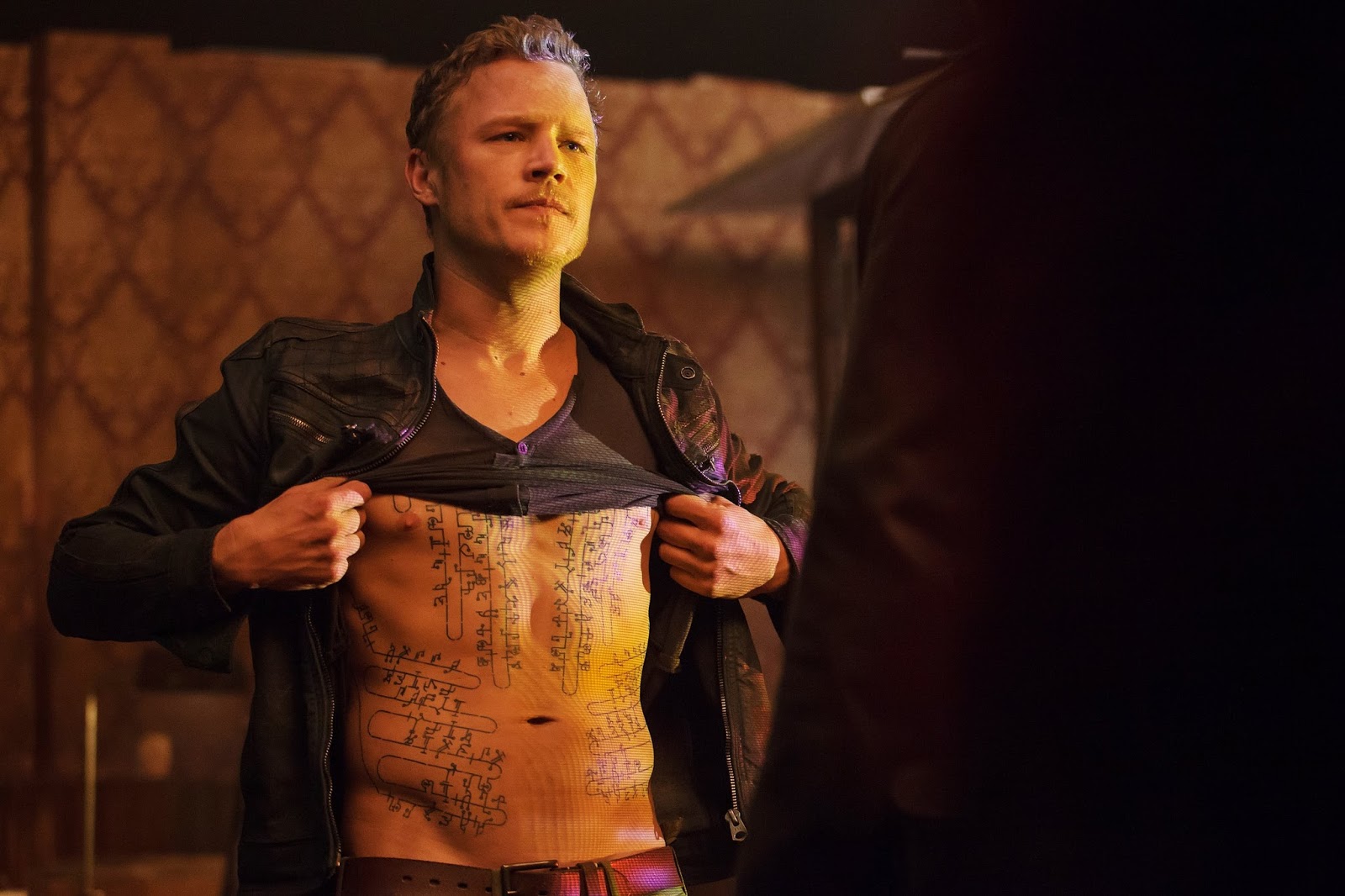 Dominion Season 2 Episode 1 Review: That Bomb Changes Everything