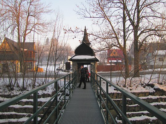 Mostek nad Zakopianką. Mostek nad Zakopianką.