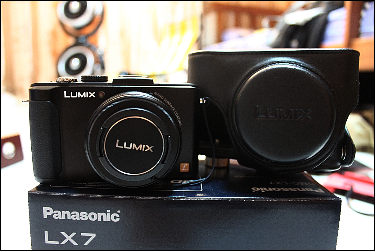 OhFanatic New Toy, Lumix LX7