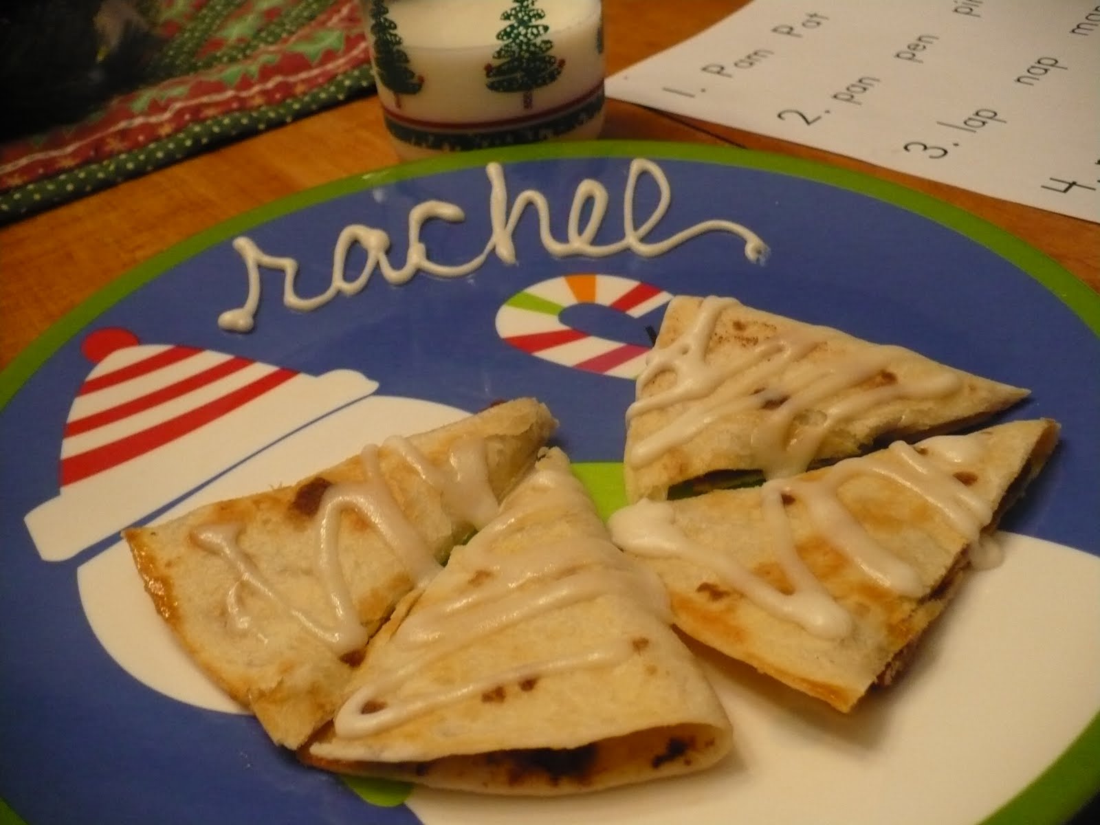 the homespun heart Cinnamon Roll Tortillas