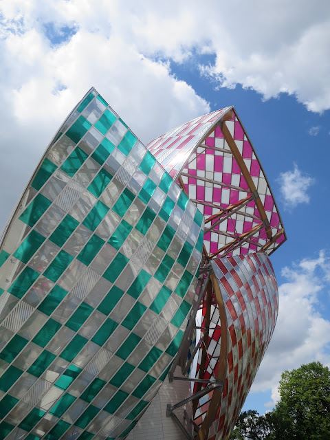 Buren-à-la-fondation-Vuitton-imageJPEG Buren-à-la-fondation-Vuitton-imageJPEG