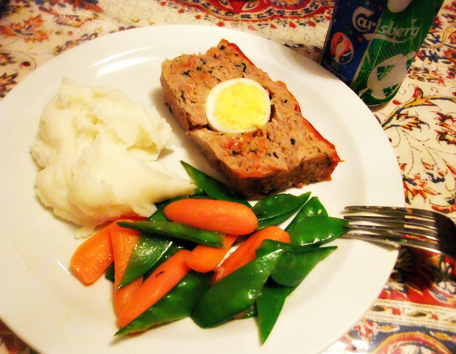 Susan's SavourIt! Easy EggsInMeatloaf...