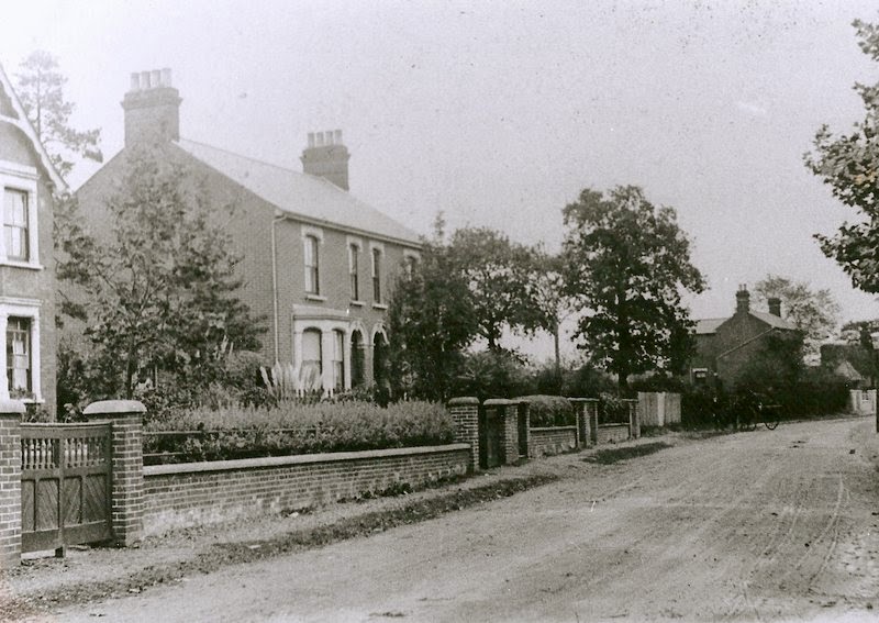 wivenhoe Heritage. Nothing has changed much there.