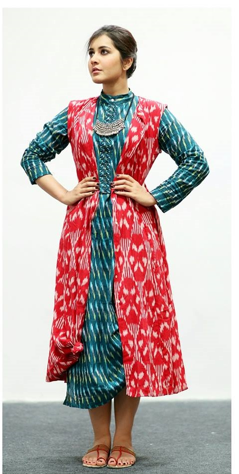 Hot Photoshoot Of Rashi Khanna In Red Dress
