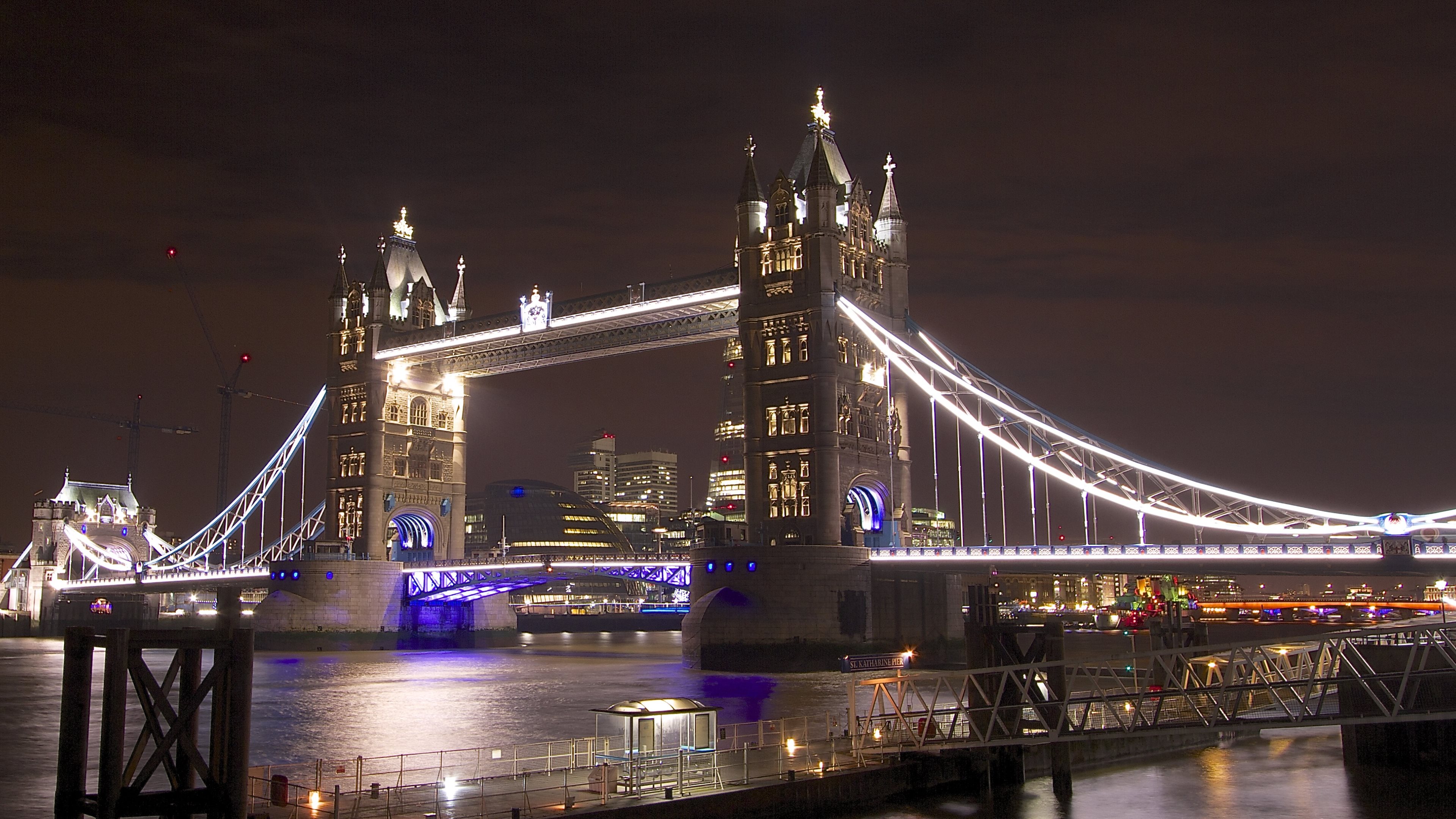 Tower Bridge, London HD wallpapers 4K MacBook and Desktop Backgrounds